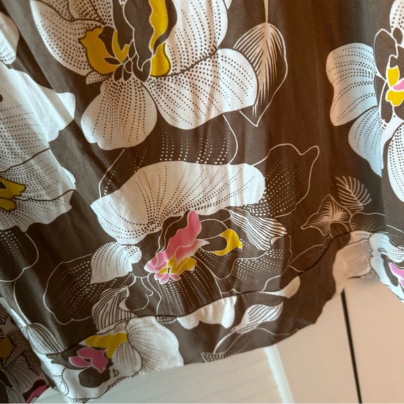 AVA SKY Long Sleeve Blouse - Picture 9 of 13